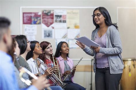 how to become a music teacher and why you should consider teaching in the first place